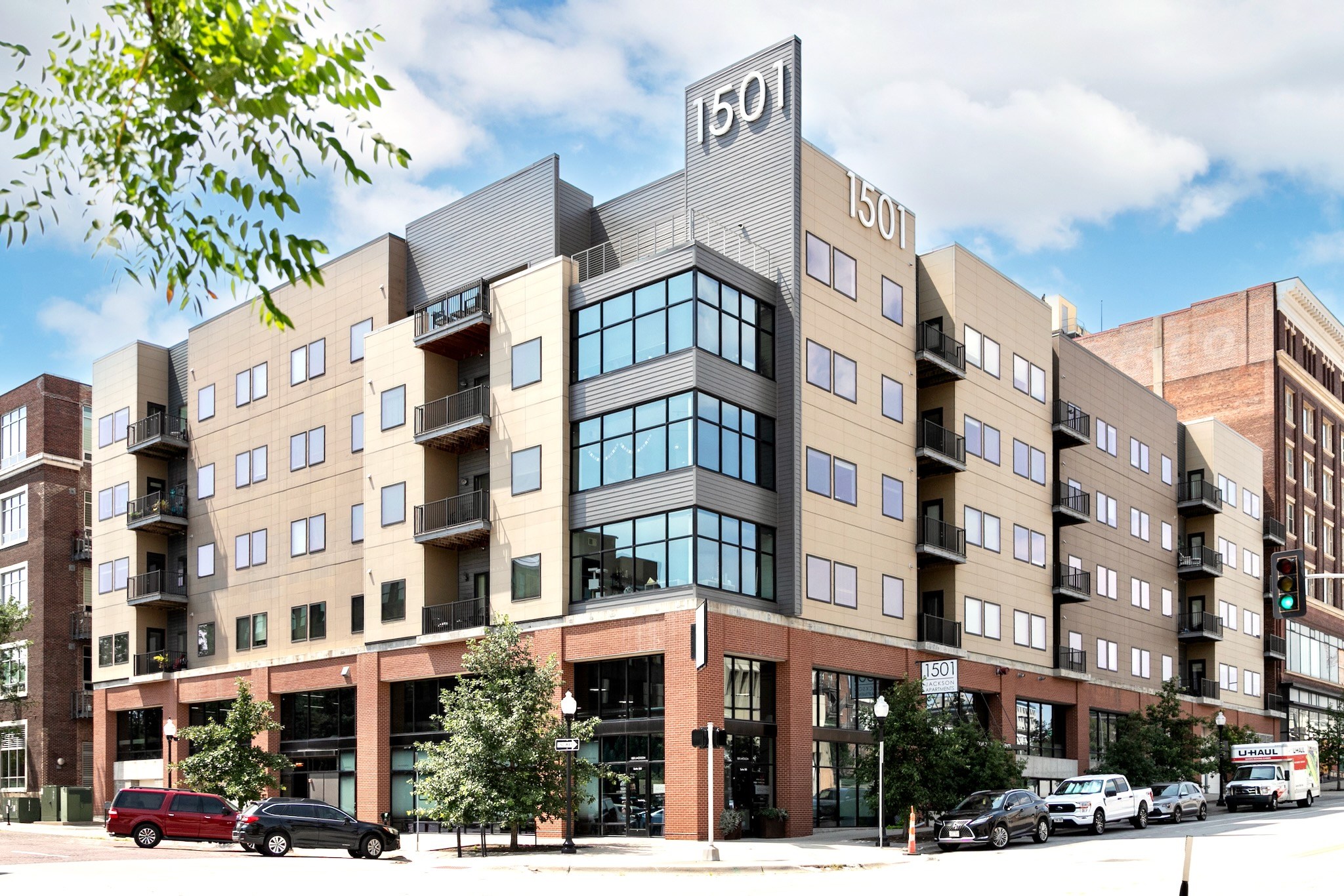 1501 Jackson Image 32