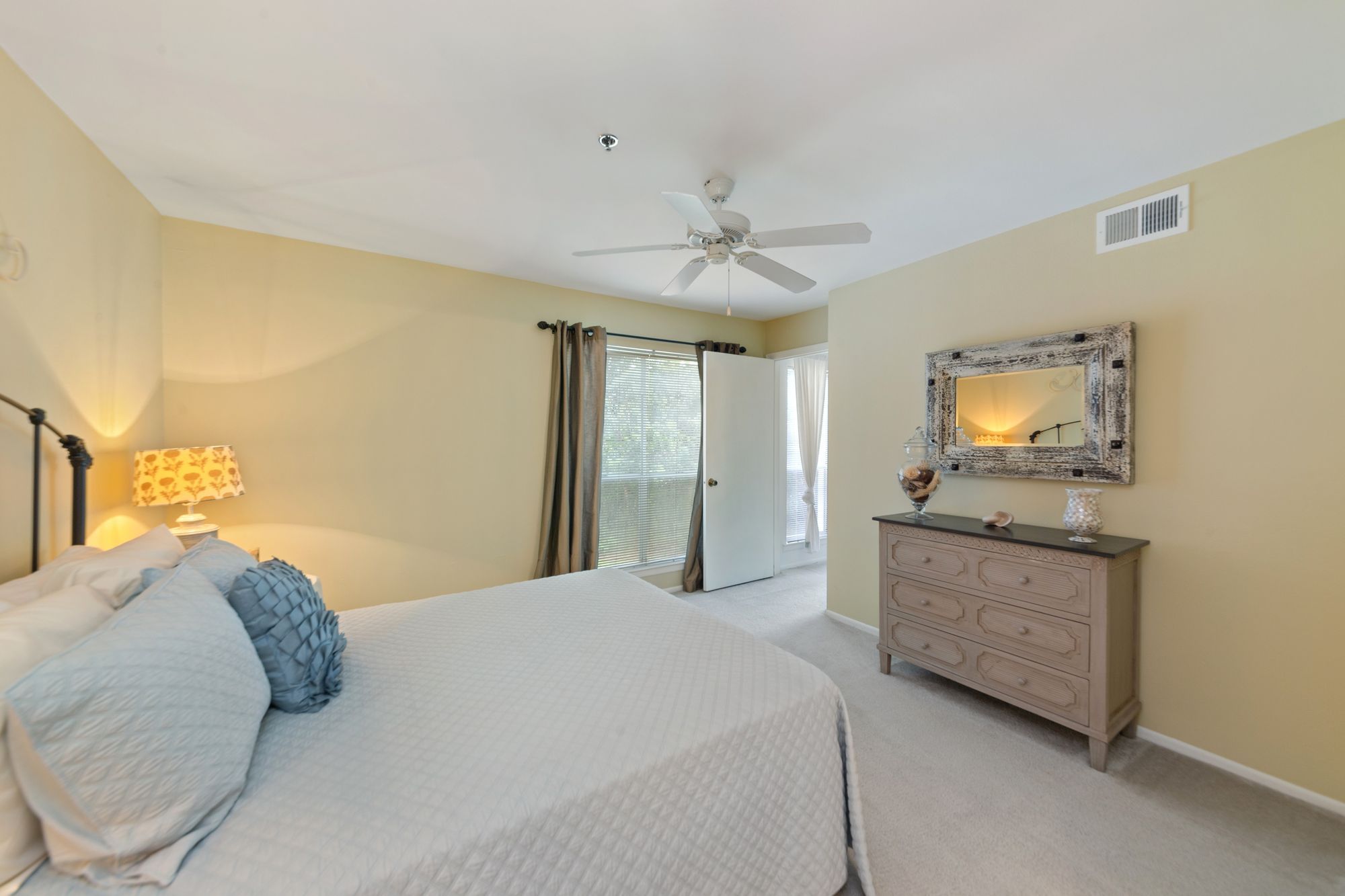 Arium Bristol Bay Image 21