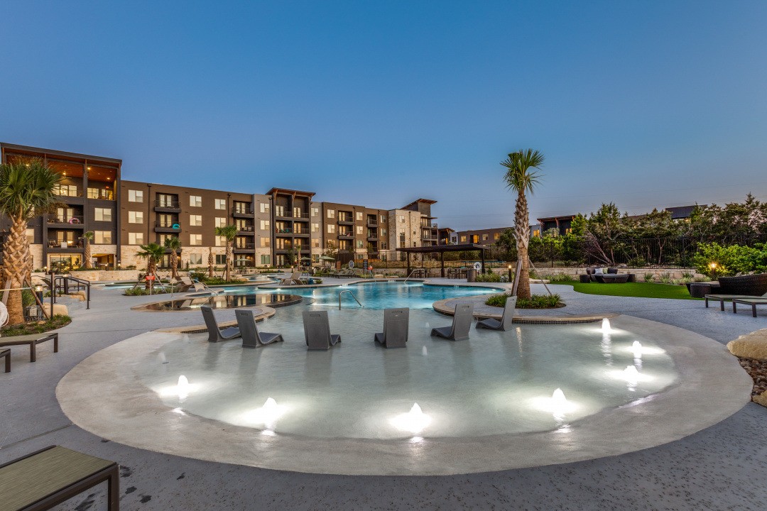 Aura High Pointe Image 17