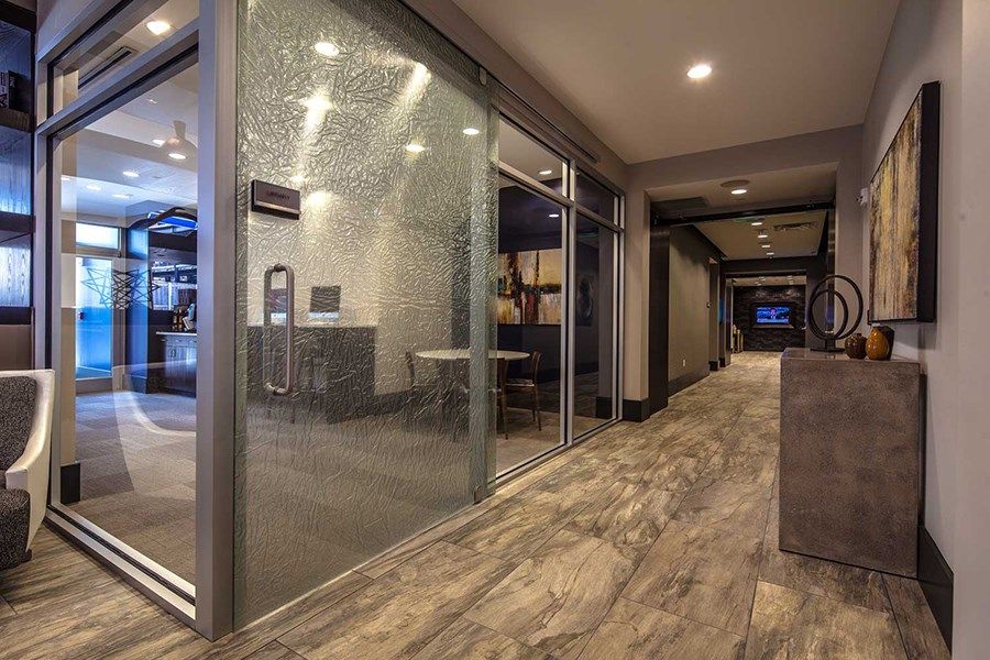 SkyHouse Dallas Image 13