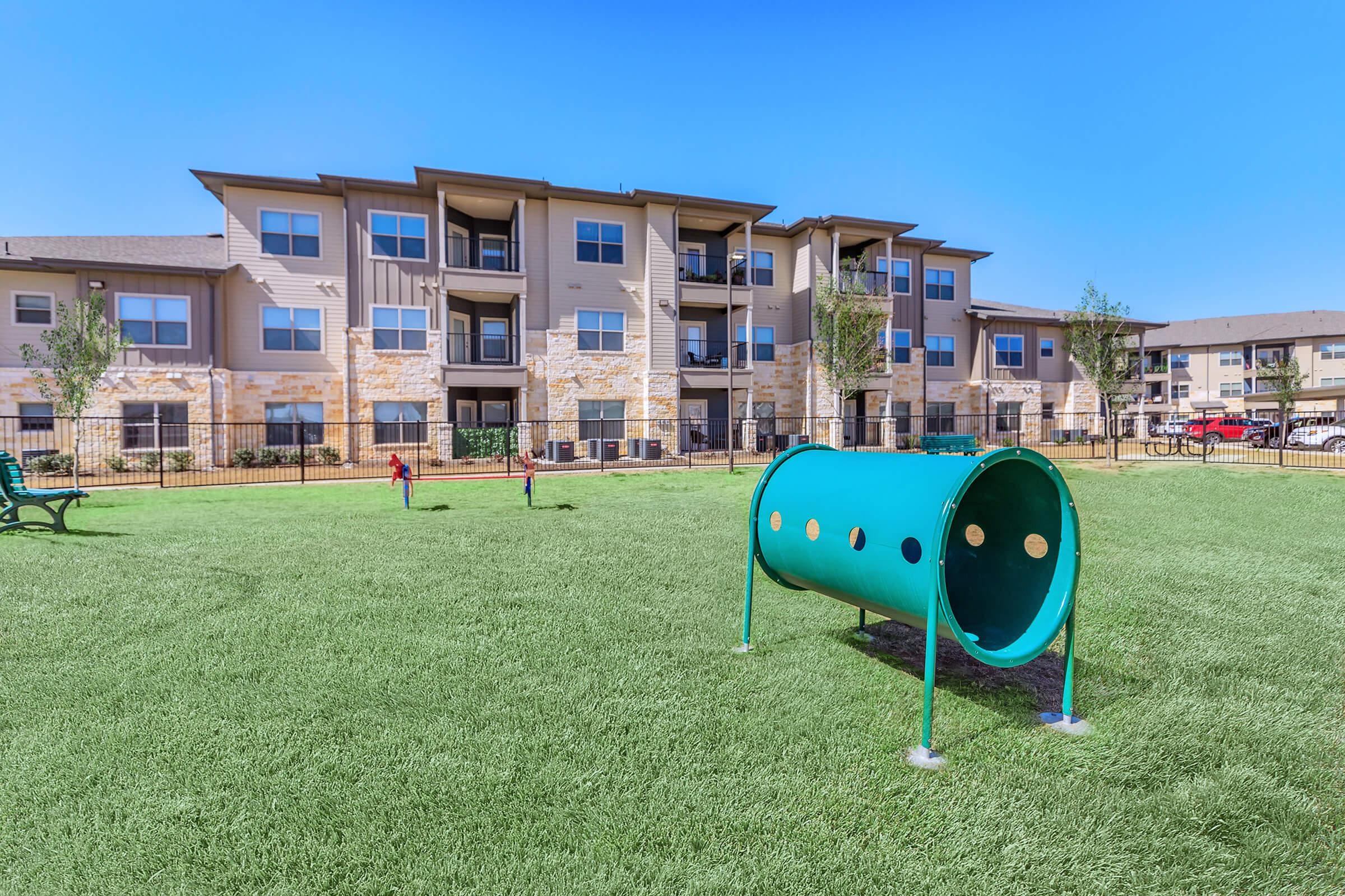 Hunters Crossing Image 3