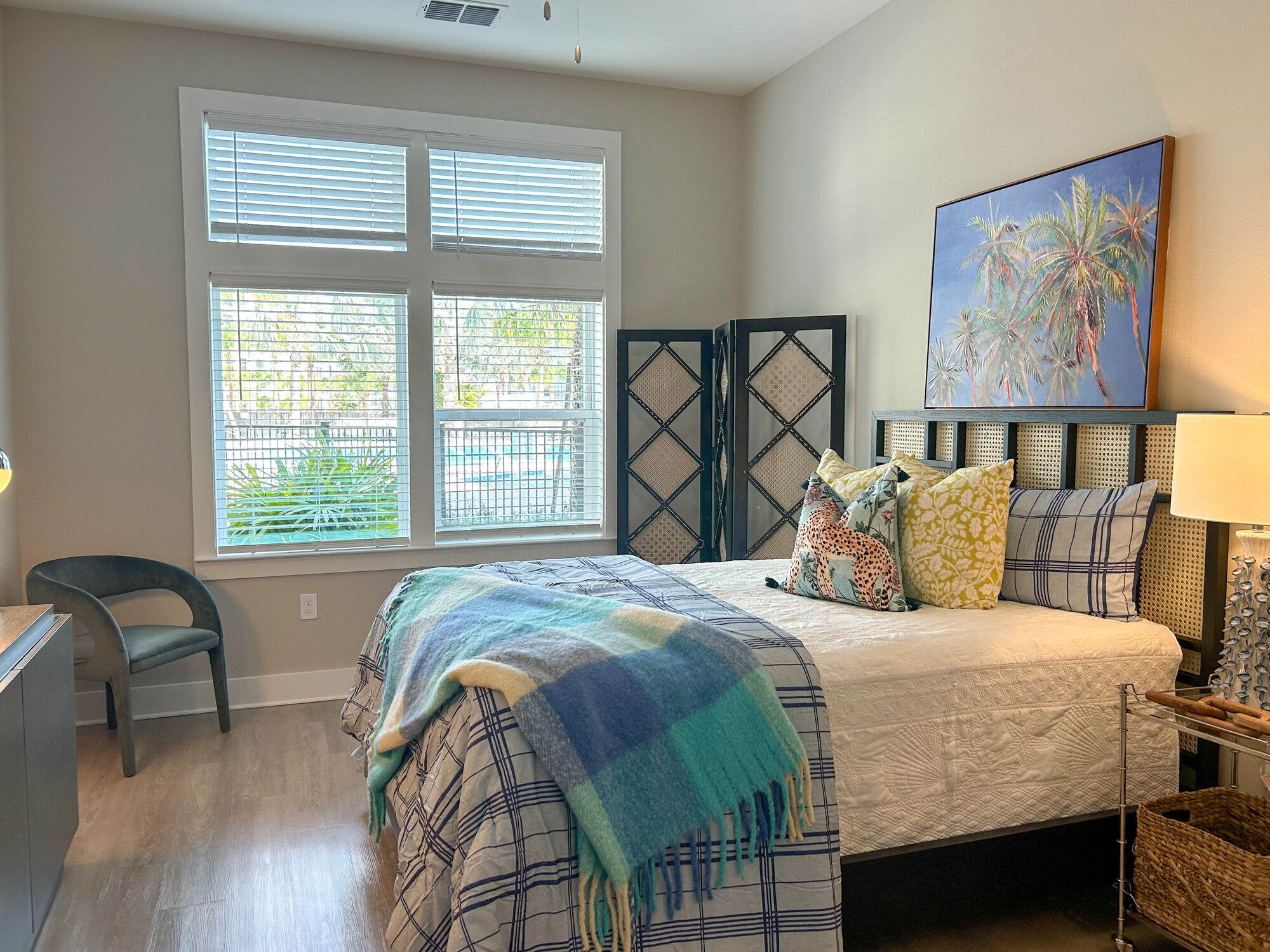 The Lucent at Sunrise Image 17