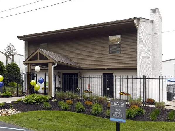 The Aura Apartment Homes Image 2