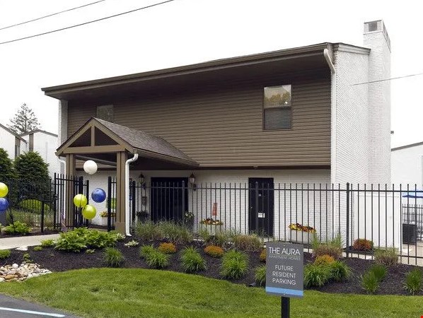 The Aura Apartment Homes Image 2