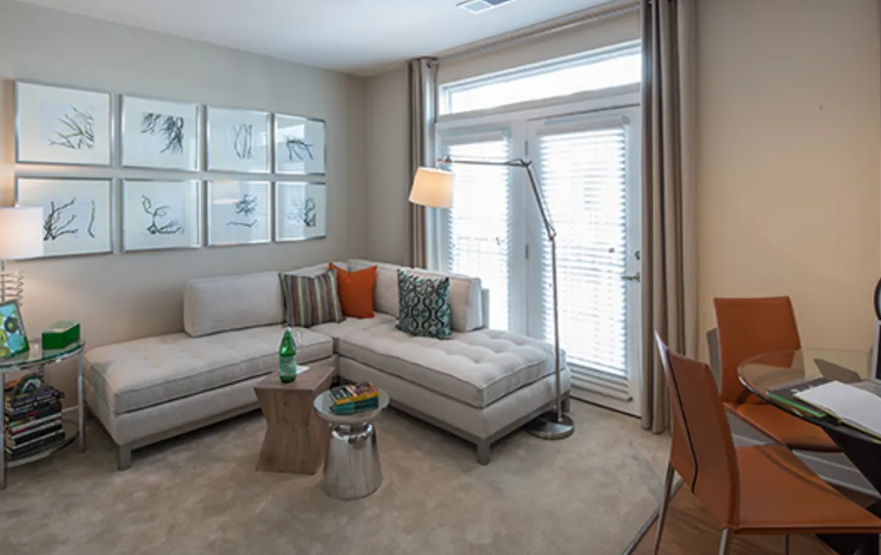 Rockside Park Towers Image 5