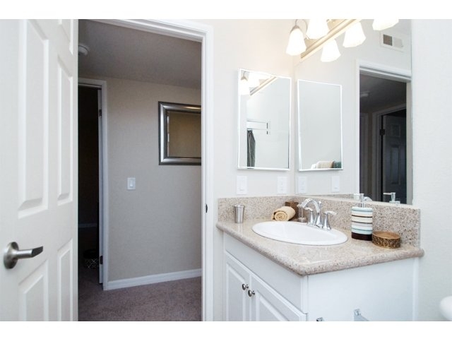 River Oaks Image 15