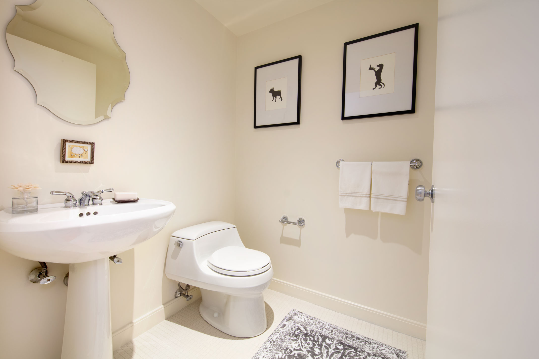 The Colonnade Residences Image 31