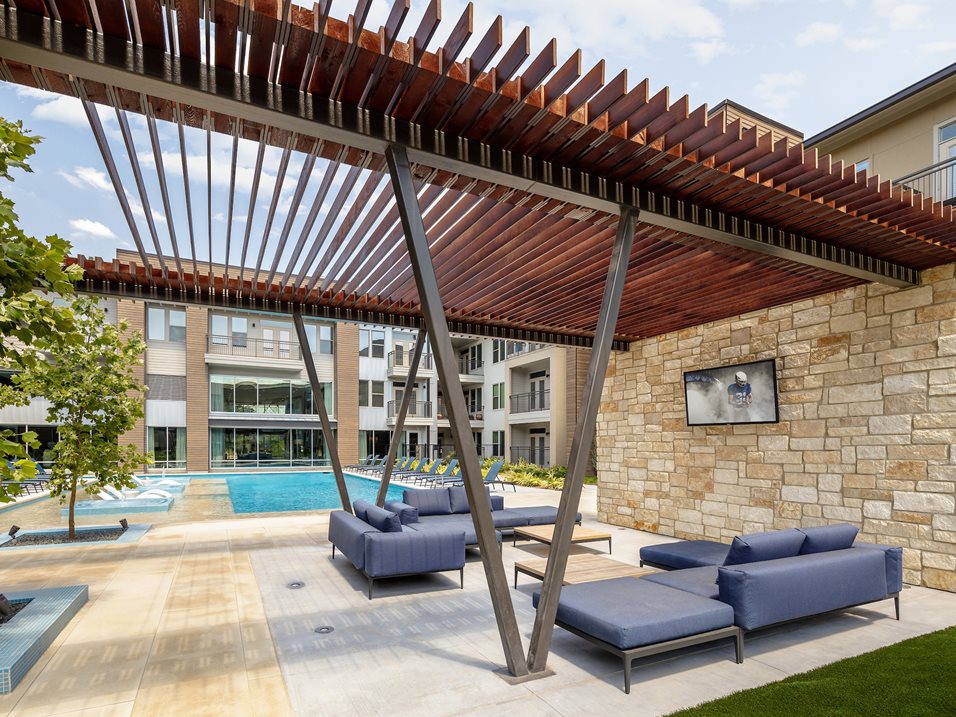 Tradehouse at Bulverde Marketplace Image 4