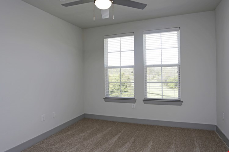 The Bridge at Heritage Creekside Image 14