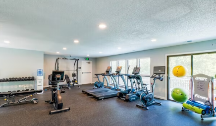 Oakwood Park Image 5