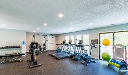 Oakwood Park Image 5