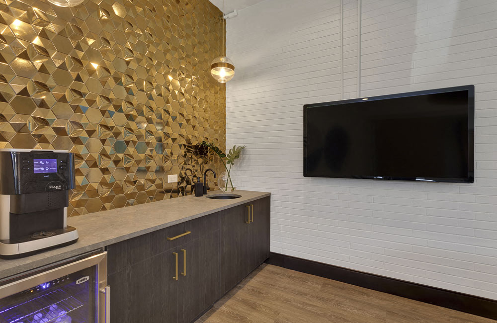 Colorado Station Image 15