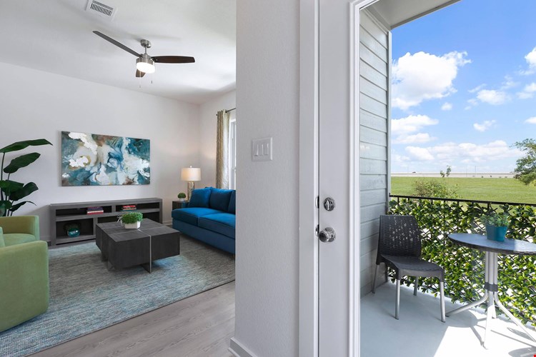 Trailside Oaks Image 17