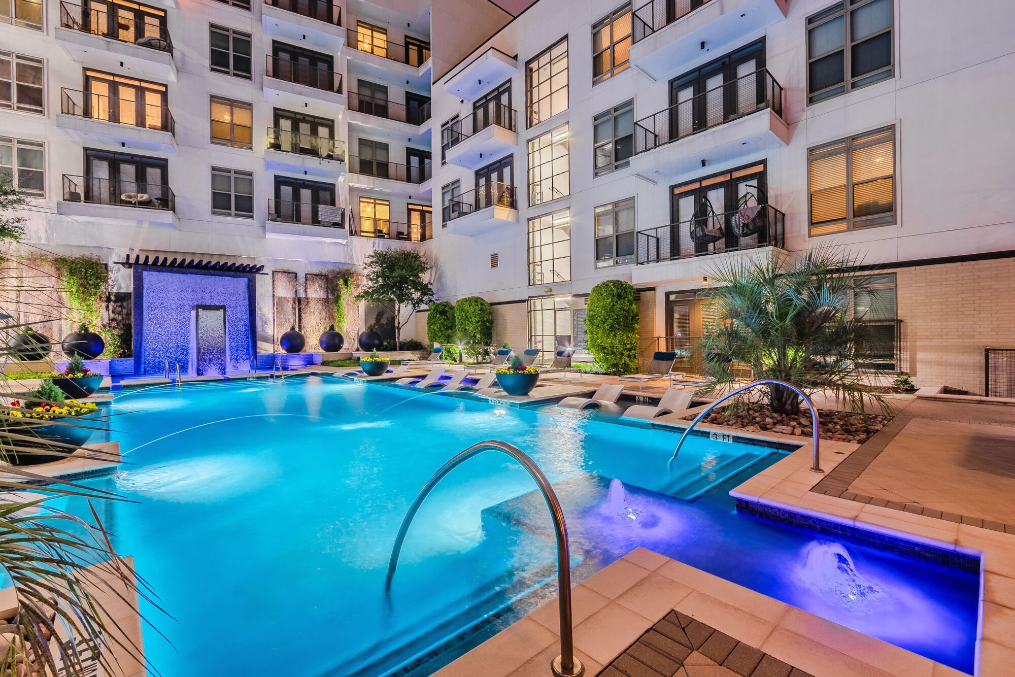 Anthem Cityline Apartments Image 2