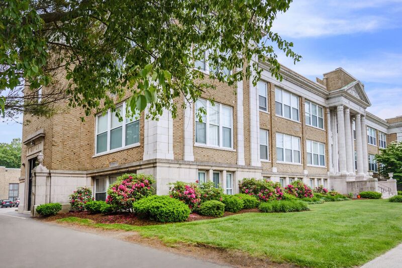 278 Main Giannotti Apartments Image 7