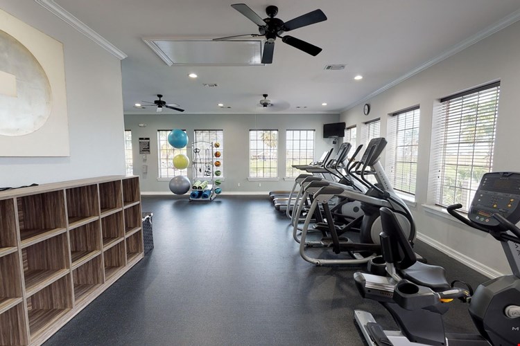 The Club of the Isle Image 13