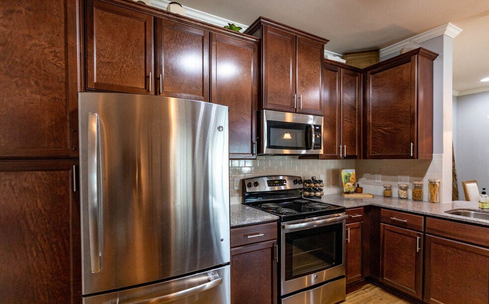 Vintage Crossing Image 3