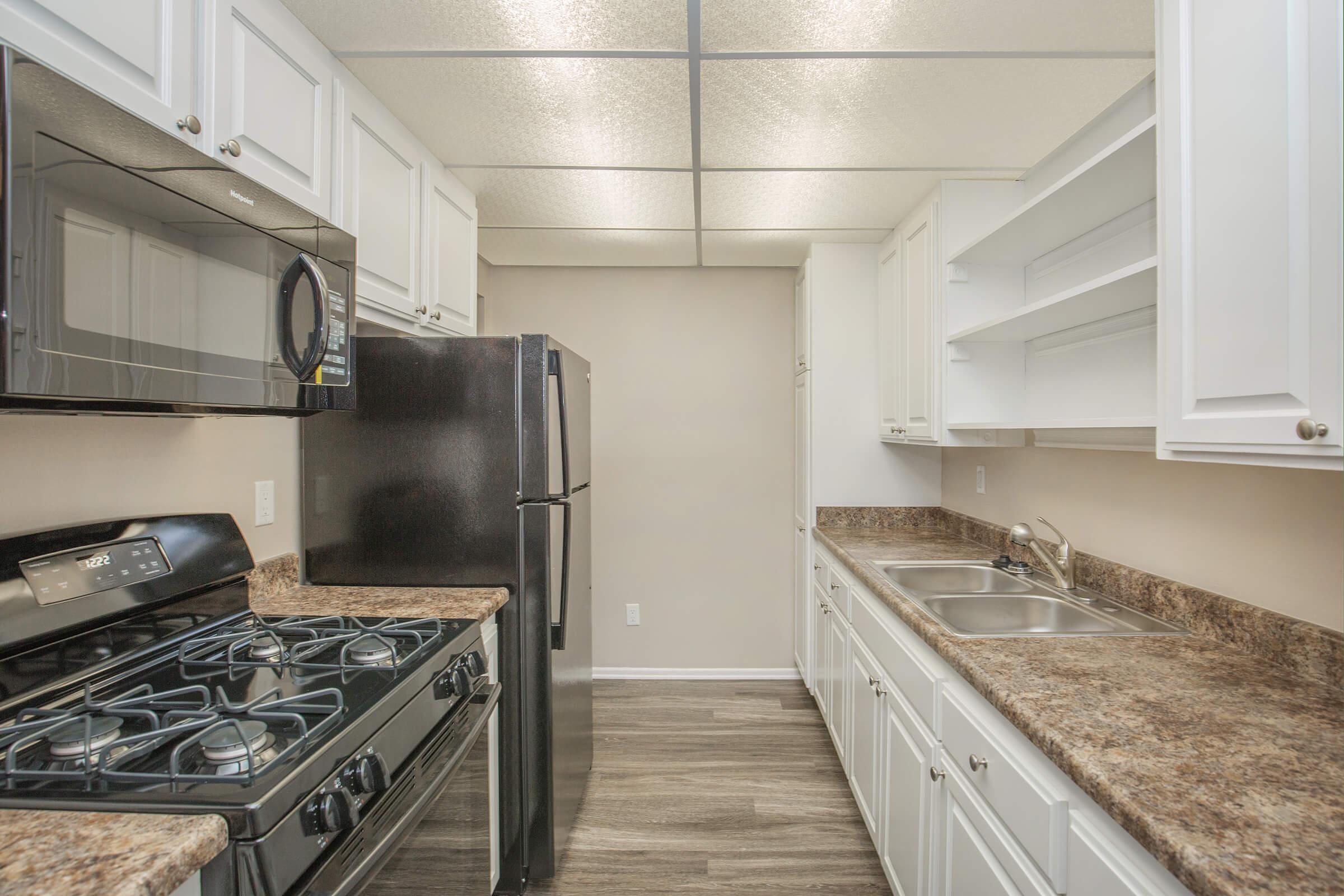 Huntington Highlander Apartment Homes Image 6