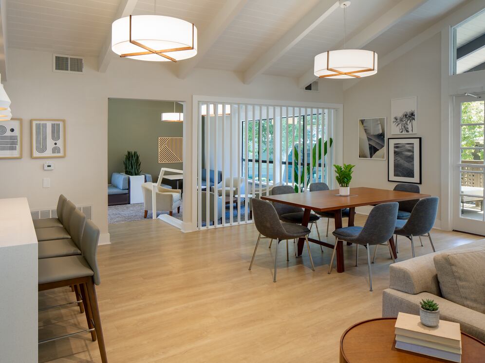 Resident lounge with co-working space