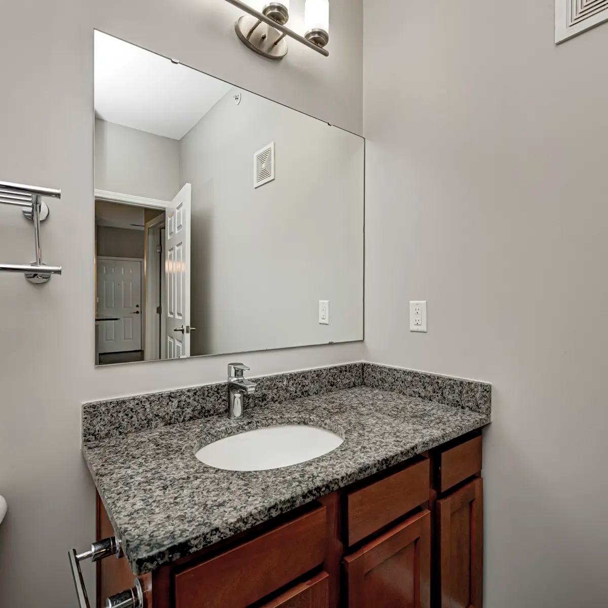 Slate Run Lofts and Apartments Image 8