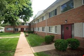 Woodson Park Apartments Image 3