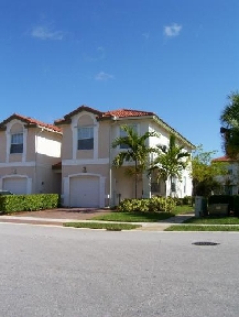 Pelican Pointe Image 2