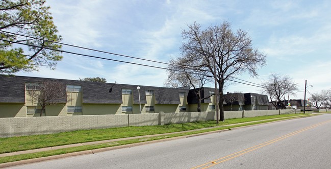 Wingren Village Image 2