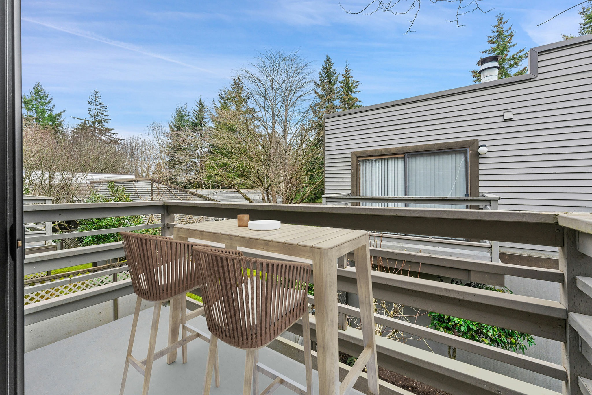  Bellevue One Condo Apartments Image 8