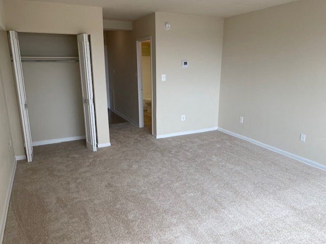 Silver Spring Towers Image 23