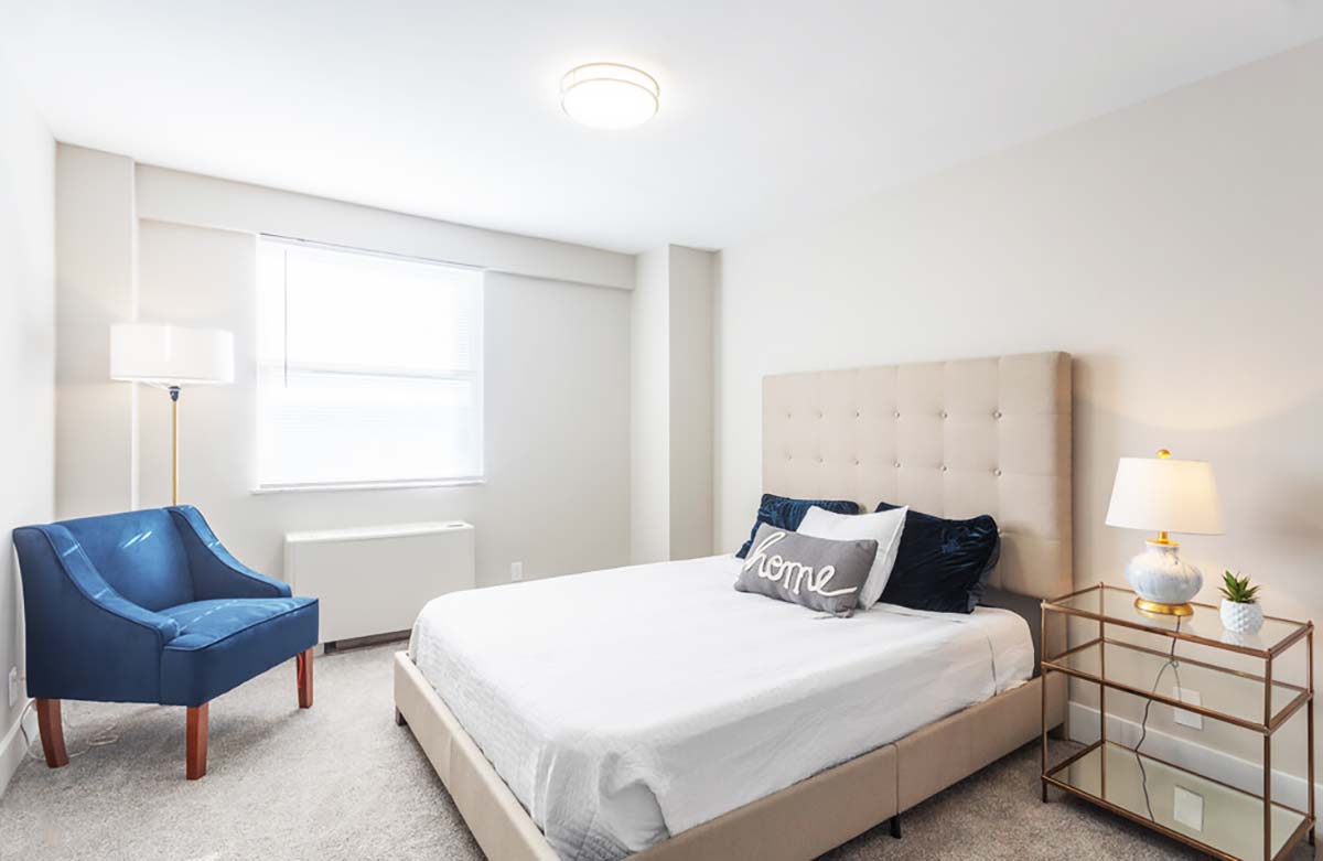 Waldorf Towers Apartments Image 7