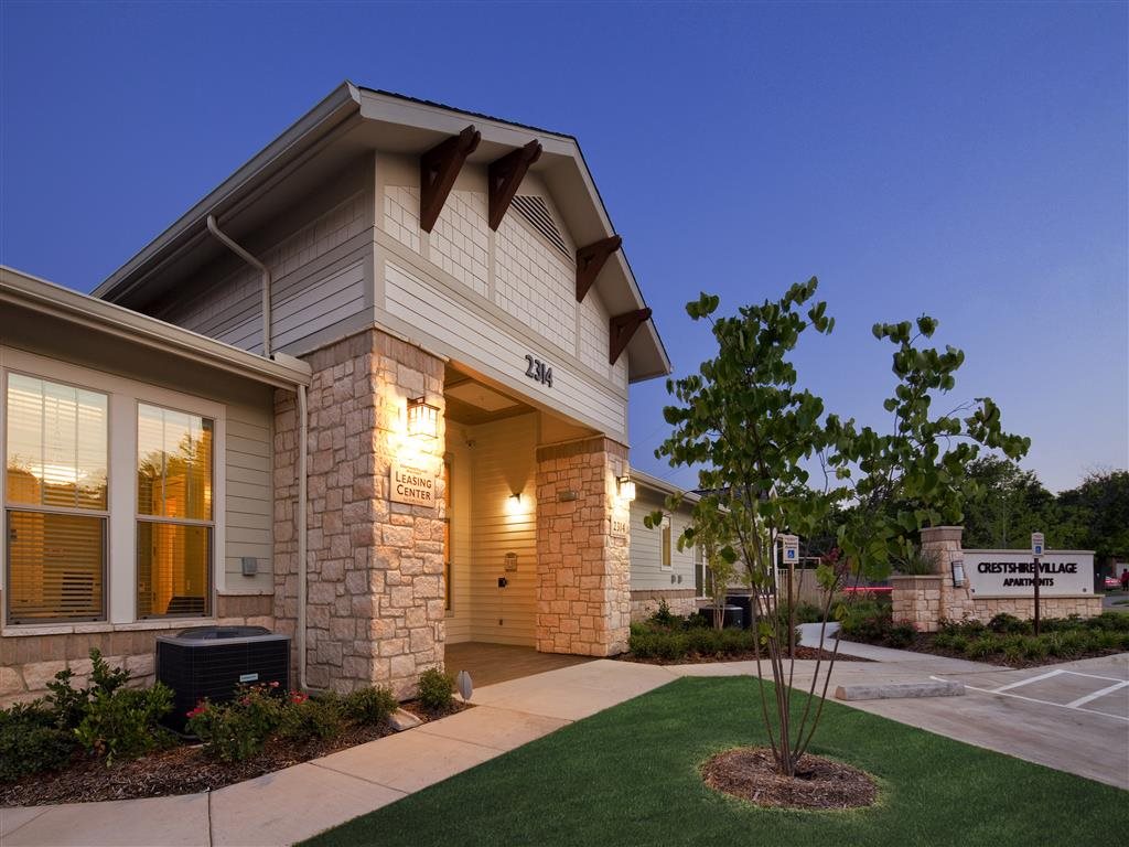 Crestshire Village Image 1