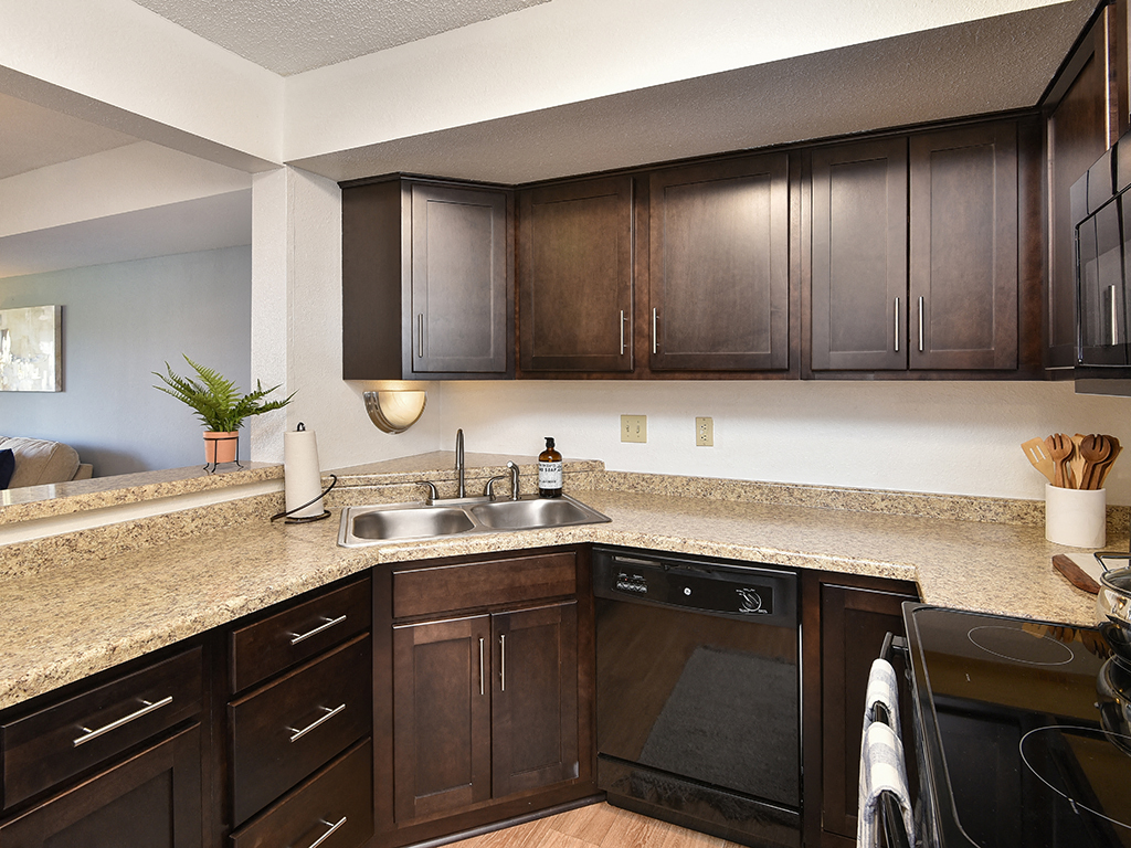 Bass Lake Hills Townhomes Image 5