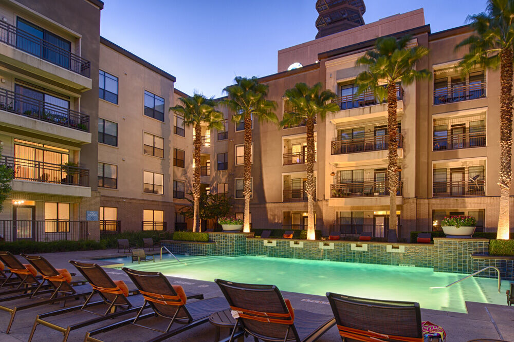 33ThirtyThree Image 17