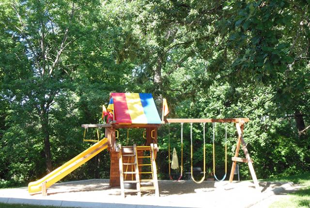 Creekwood Estates Image 6