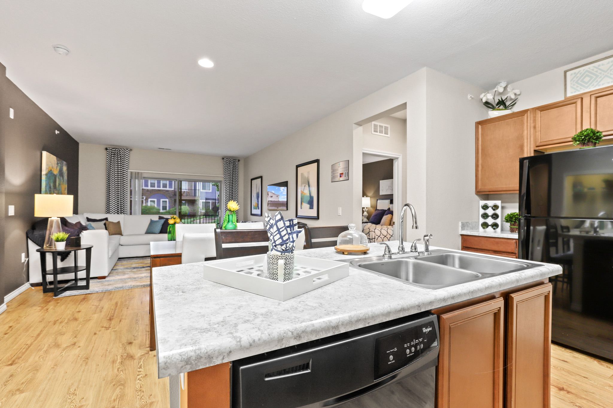 Solaire Apartment Homes Image 4