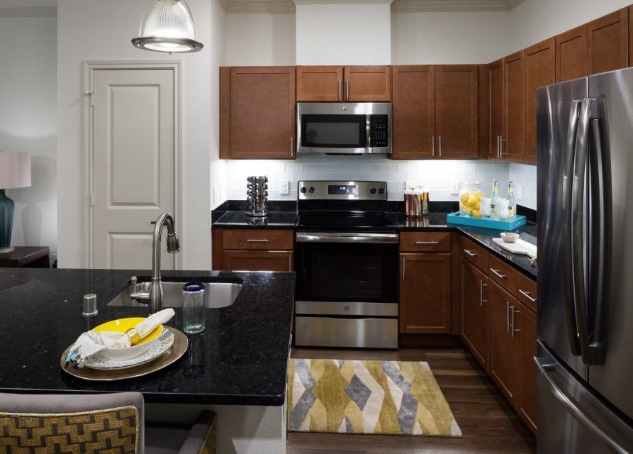 McDermott 55 Image 28