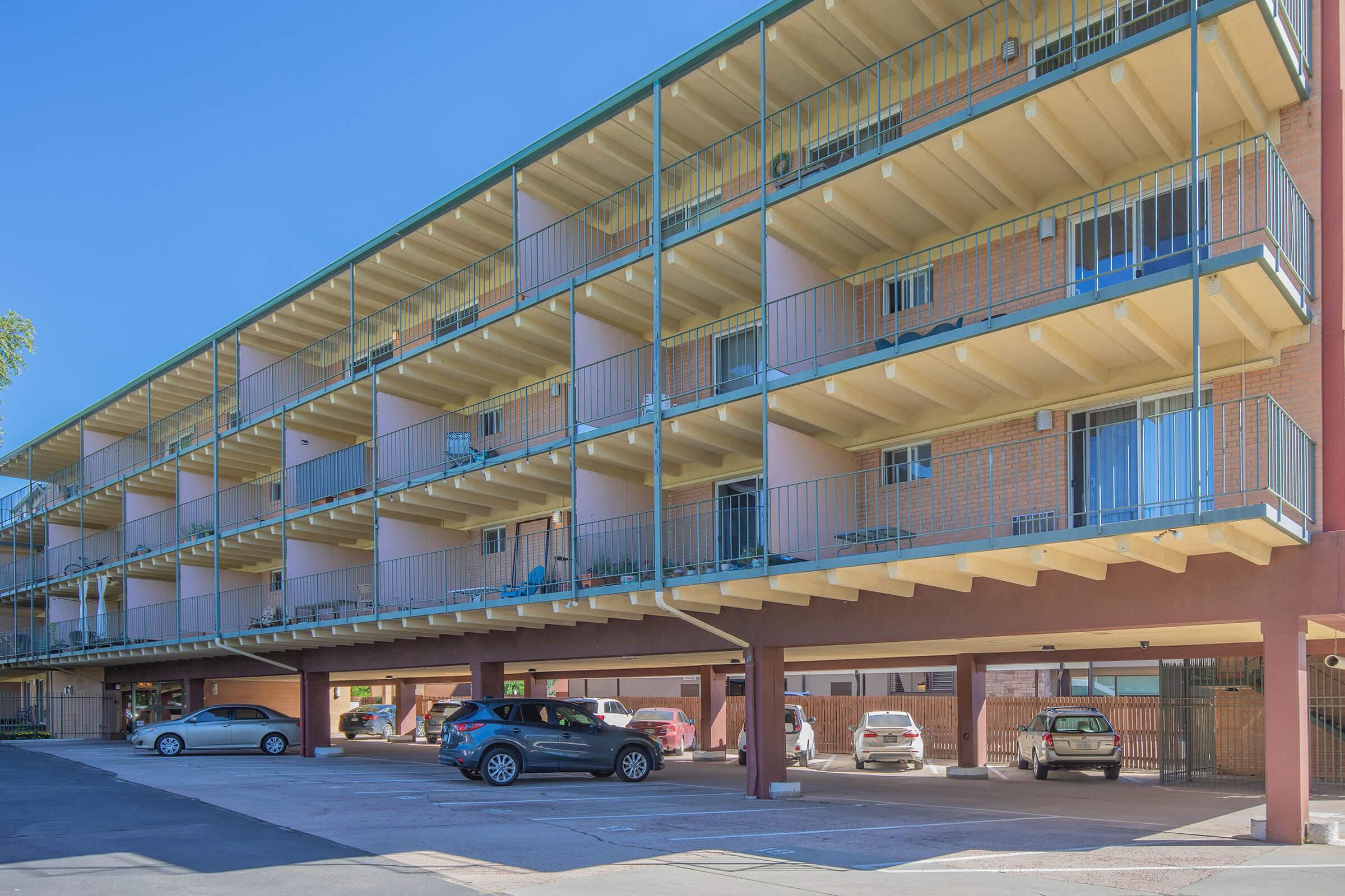 Boulder Crescent Image 3