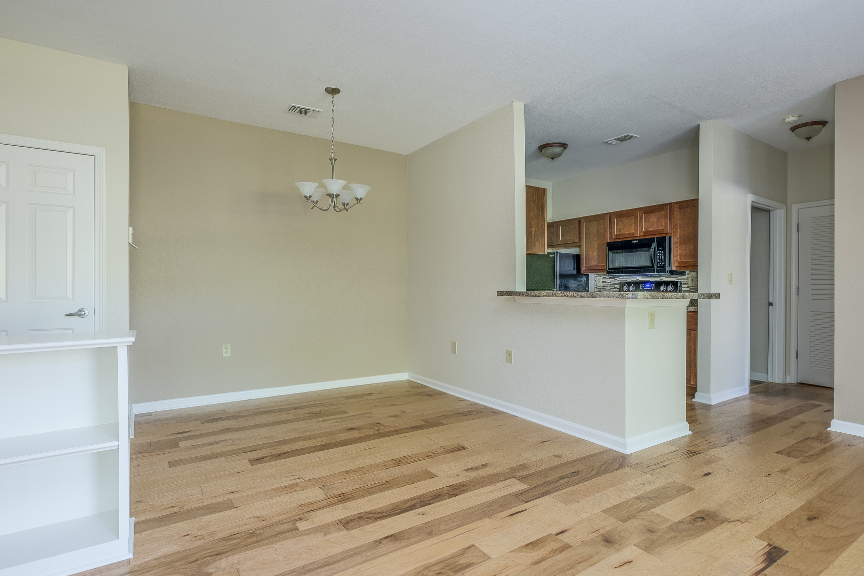 Villas of Forest Springs Image 6