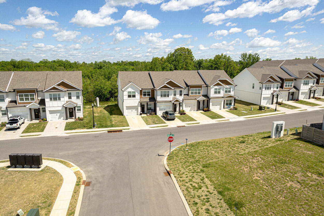 Highland at Hickory Hills Townhomes Image 42