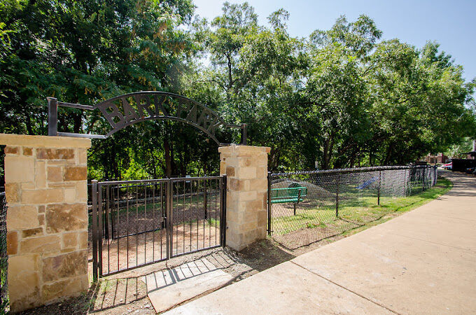 Larkin Apartment Homes Image 42