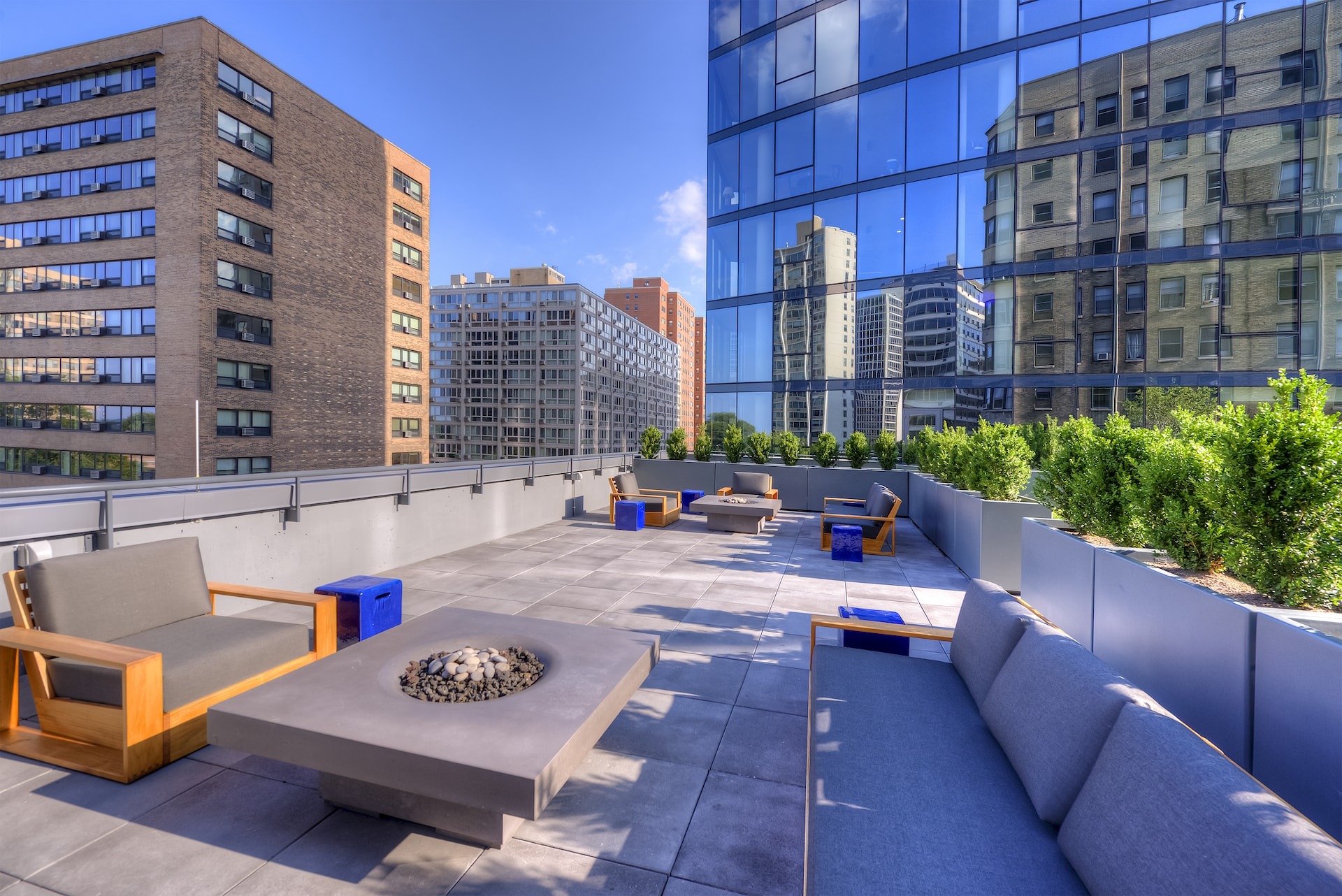 2950 North Sheridan Image 2