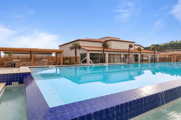 Reveal Skyline Image 1