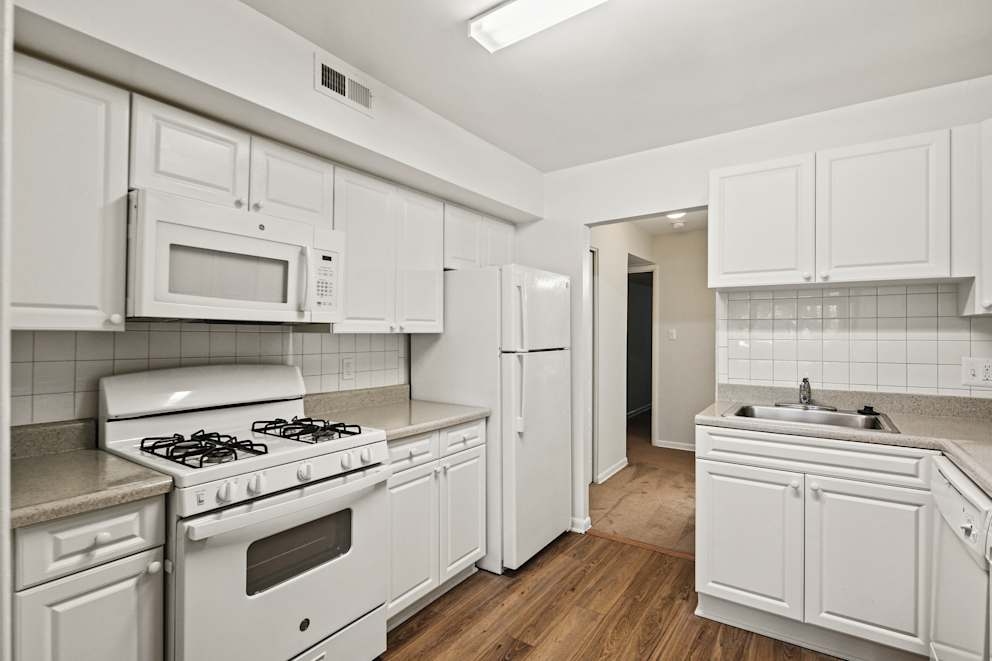 Fairway Apartments Image 11