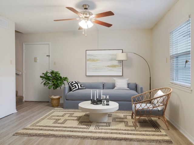 Warwick Apartments Image 7