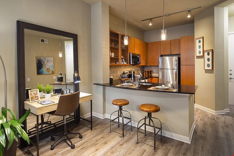 The Richmond at Uptown Image 37