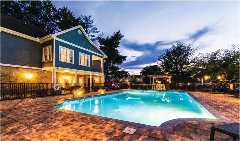 865 Bellevue Apartments Image 7