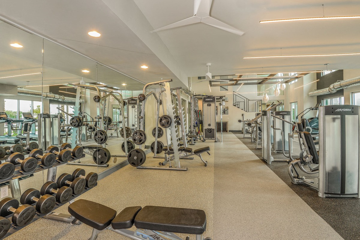 Grady Square Image 29