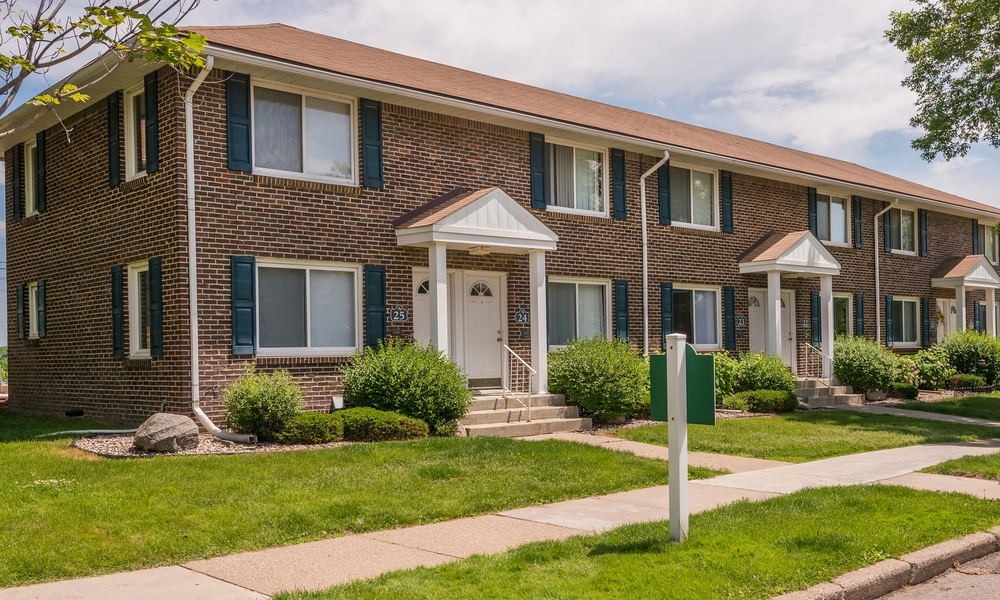 Brentwood Park Townhomes and Apartments Image 5