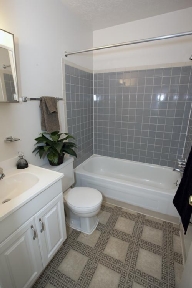 Beechmont Towers Image 8