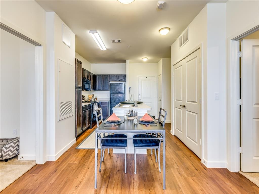 Sterlingshire Image 9